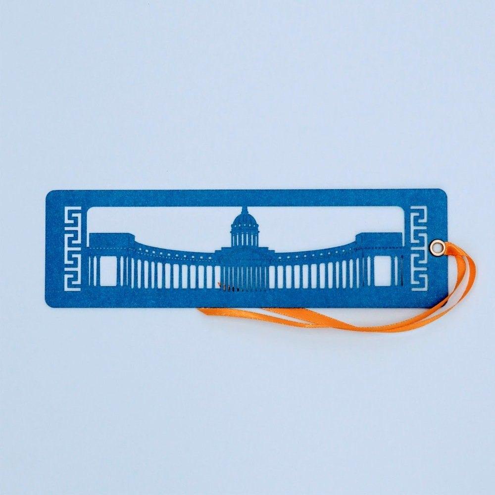 https://ndc.book24.ru/pim/products/images/0b/56/018ee79e-3916-78fc-a019-cda0cd750b56.jpg