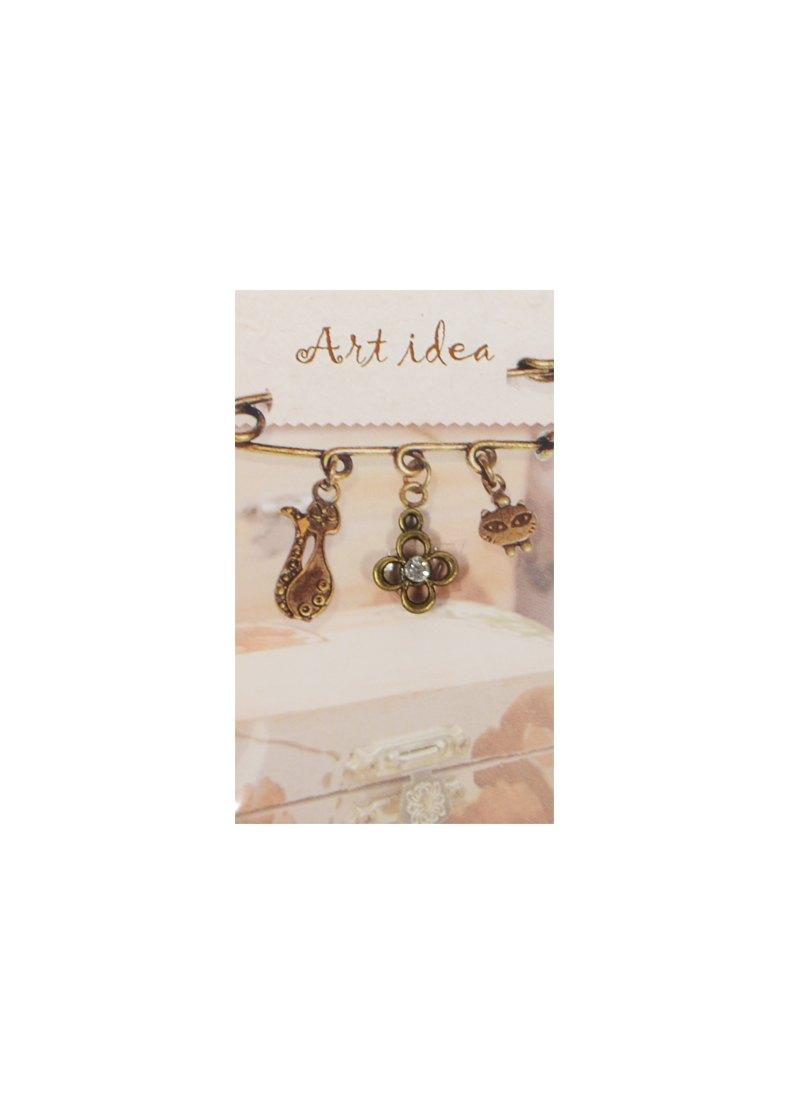 https://ndc.book24.ru/pim/products/images/b0/e2/018eda7d-52d3-7e06-b69c-cce9891eb0e2.jpg