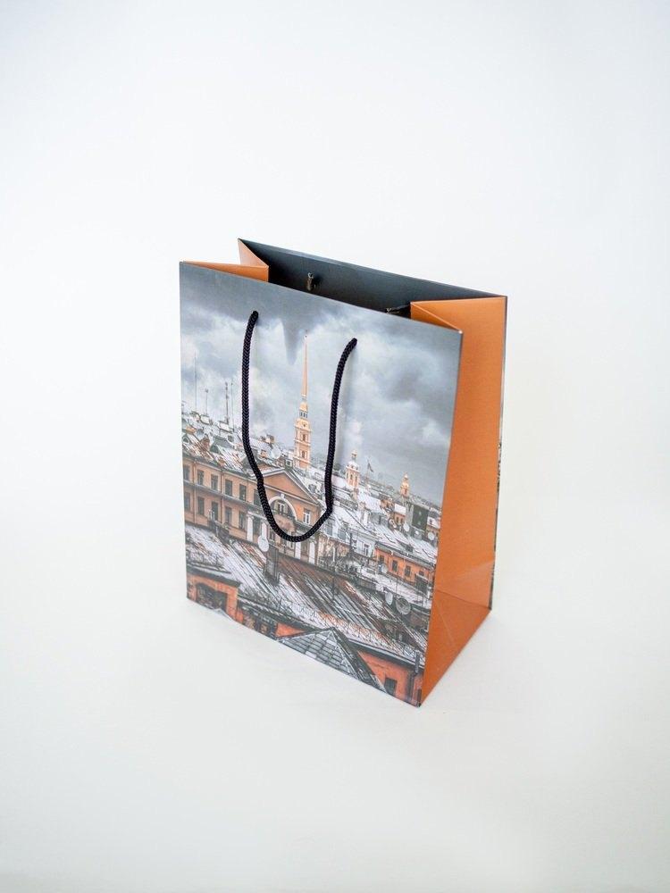 https://ndc.book24.ru/pim/products/images/e8/c5/018ed3a2-23ae-7605-acc5-0f049c2ae8c5.jpg